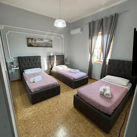 Bed & Breakfast La Casa Di Tonia Napels